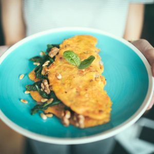 Где пообедать рядом с корпусом на Джамбула?