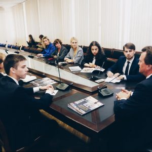 Открытый Смольный: однодневная стажировка на госслужбе