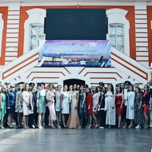 В День молодёжи в Петербурге наградили лучших выпускников города