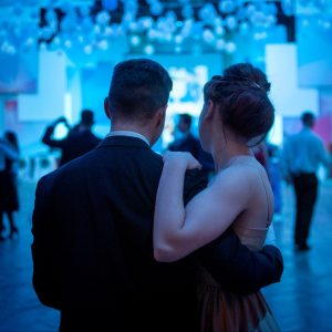 Время действовать: голосование за тему Новогоднего бала 2018
