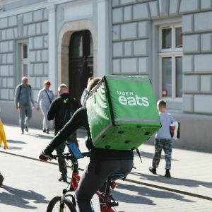 Доставка еды в Петербурге