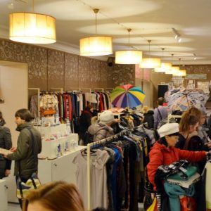 Где одеваться стильно и недорого: подборка секондов Петербурга