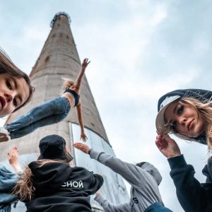 Дежавю: Новый Год Needles Cheerleading Team