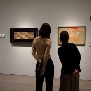 Выставка студентки СПбГУПТД «Луна в человеческом обличье»