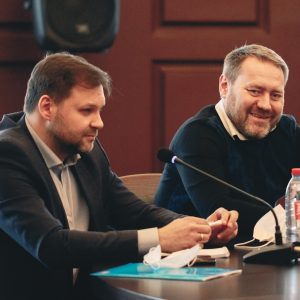 Дежавю: Диалог на равных