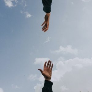 «‎Сама виновата»: куда идти за помощью